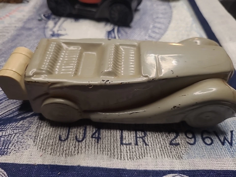 avon cologne bottles Cars vintage Lot - Image 3 of 4