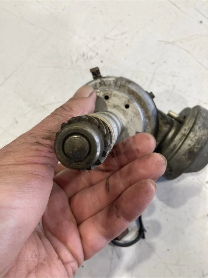 分销商 0 237 406 001 适合沃尔沃 260 DeLOREAN ALFA ROMEO PEUGEOT 02376001 — 第 2/4 张图片