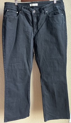 LEVI S 512 Bootcut Perfectly Shaping Black Jeans Women s 22