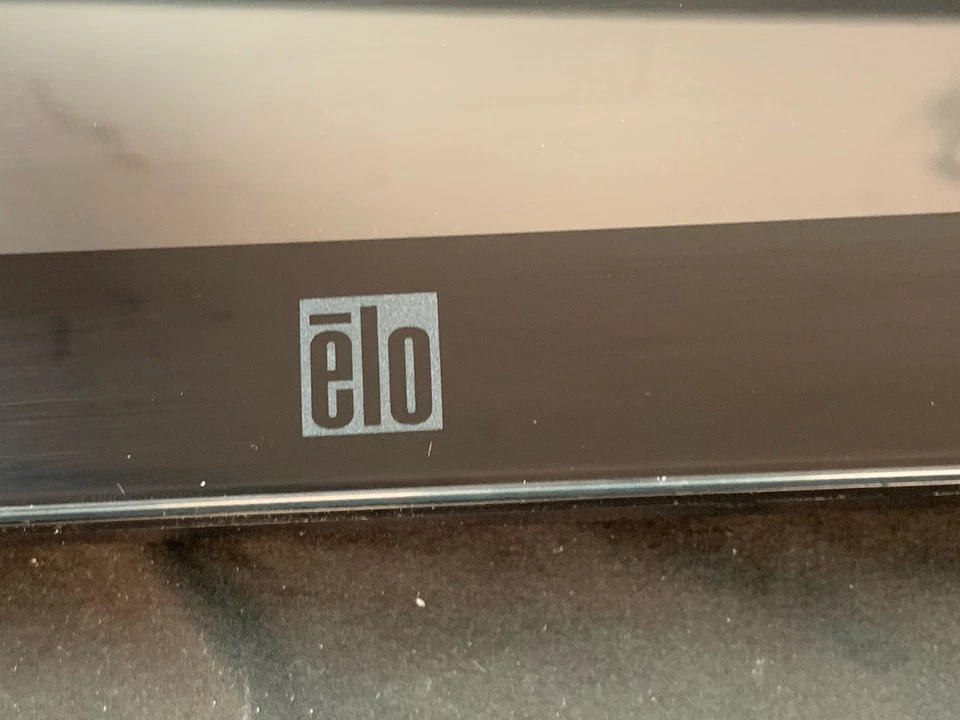 ELO ET1717L-8UWA USB Touchscreen Monitor, **NO STAND** - Image 3 of 4