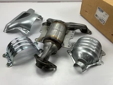 Walker 16373 Direct-Fit EPA Catalytic Converter Exhaust Manifold 01-05 Civic 1.7