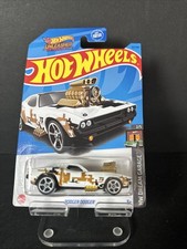 Hot Wheels 2021 HW Dream Garage 2/5 Rodger Dodger #32/250 White - New