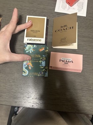Brand New Set Of Four Travel Size Perfumes Make An Offer!