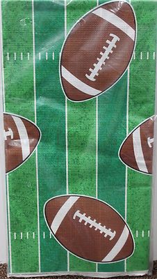 FUSSBALL TISCHDECKE 54x96 Heckklappe Party Deko Sport Fan Super Bowl NEU
