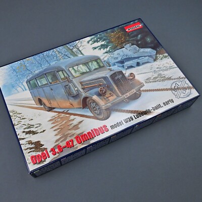 1/35 RODEN RD-807 Opel Blitz 3.6   47 Omnibus model W39