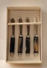 Tizo Horn Butter Spreaders Set of 4