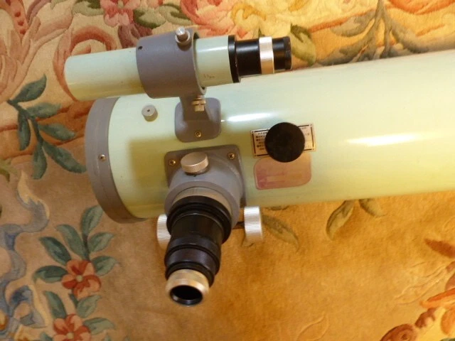 Takahashi MT-130 Newtonian Telescope 130mm f/6.1 with Finder Scope Junk - Image 3 of 4