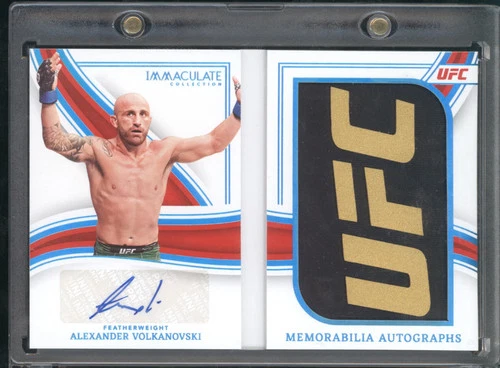 Alexander Volkanovski 2023 Panini Immaculate #MAB-AVK Memorabilia Auto Booklet