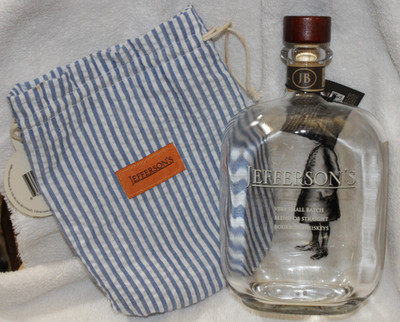 Jefferson's small batch 624 Kentucky Bourbon Whiskey M T Bottle 7753 w Bag Tags