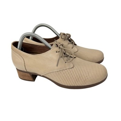 Dansko Shoes Womens 5.5-6 US Louise Beige Cream Perforated Block Heel Lace Up 36