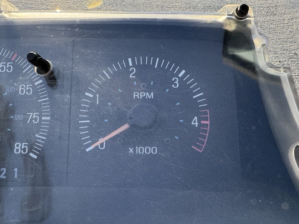 1987-1991 Ford F250 F350 Diesel Instrument Cluster w/Tach Speedometer OEM - Image 4 of 4