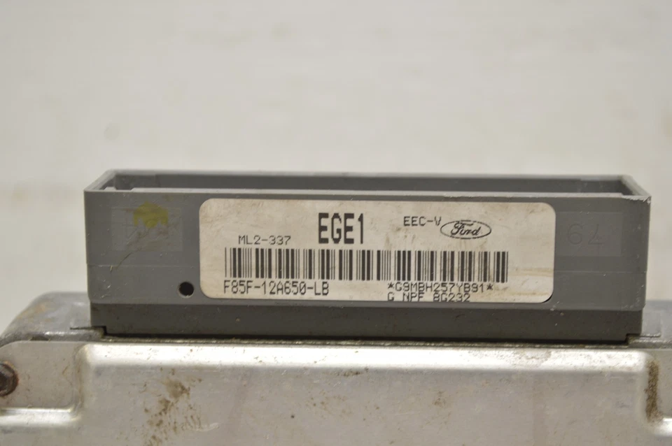 1998 98 Ford F-150 4.6L F85F-12A650-LB Engine Control Module Unit Ecm I74 020 - Image 3 of 4