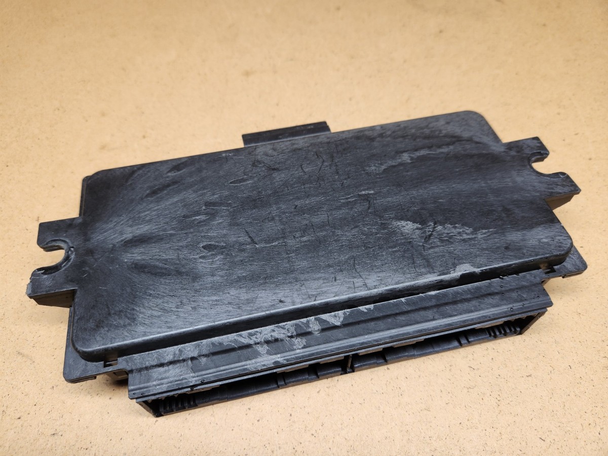 【mee..＊】② OEM MINI Cooper R56 12-15 Footwell Body Control Module BCM