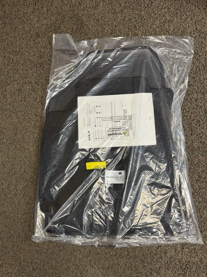 Alfombrillas Kia Forte 2019-2024 nuevas Foto 3 de 4