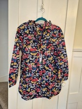 Image of Joules Golightly Packable Waterproof Raincoat Jacket – Navy Floral – UK 10