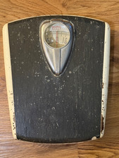     Vintage BORG Bathroom Scale   250 lb   Black  Cream   Chicago USA   Works 