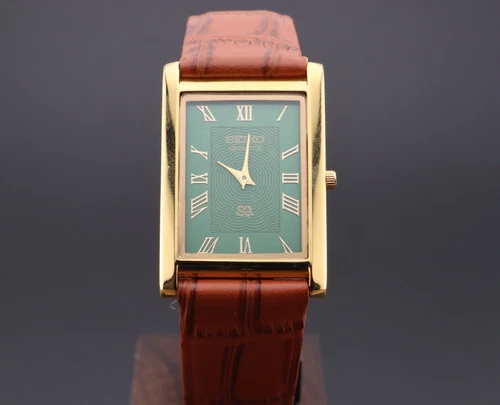 Vintage Seiko Slim Tank Green Dial Gentlemen's Quartz  Wrist Watch
