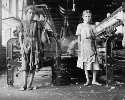 BAREFOOT GIRLS WORKING IN A COTTON MILL CHILD LABOR WORKERS 1911 8X10 PHOTO