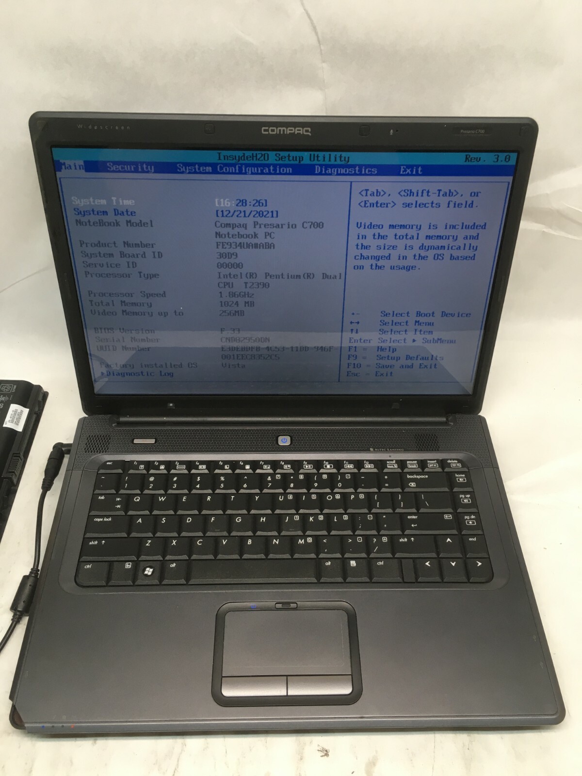 HP Compaq Presario C700 Laptop For Parts Broken LCD Screen NO HDD/RAM