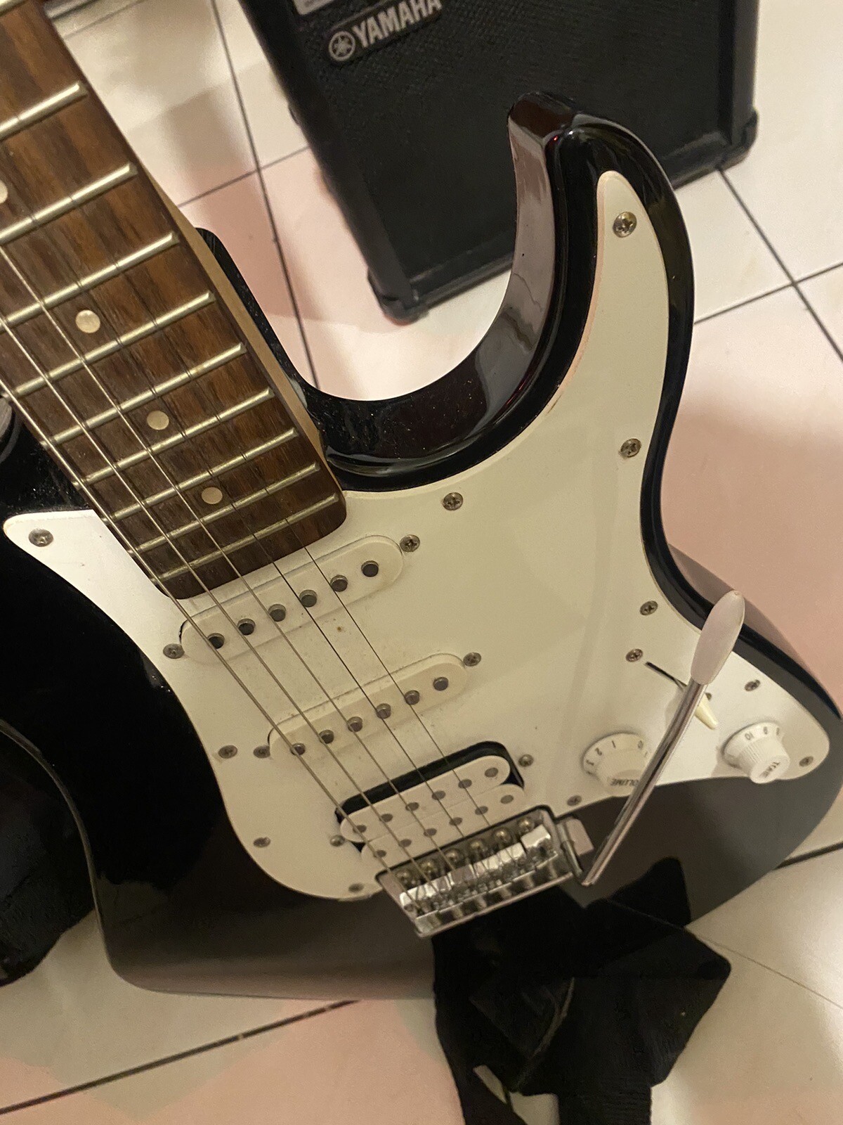 Yamaha EG112C Electric Guitar And Yamaha amplifier eBay