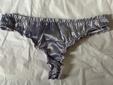 Nwot silky Lavender Purple wet Look shimmer satin panties Ruffle thong sz L