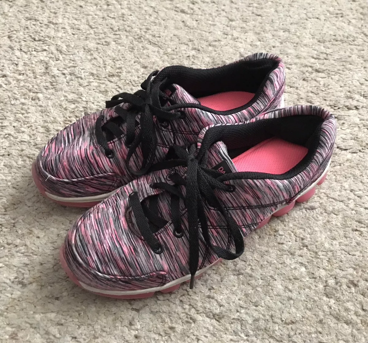 Bright colored shop womens tennis shoes