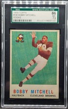 1959 TOPPS #140 BOBBY MITCHELL RC SGC 7.5 NM - GREAT CENTERING AND EYE APPEAL
