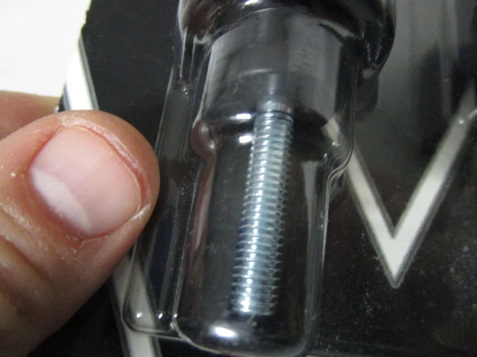 BE512K Vortex Bar End Sliders for Suzuki SV650 GSX-R600 GSX-R750 GSX-R1000 BLACK - Image 3 of 4