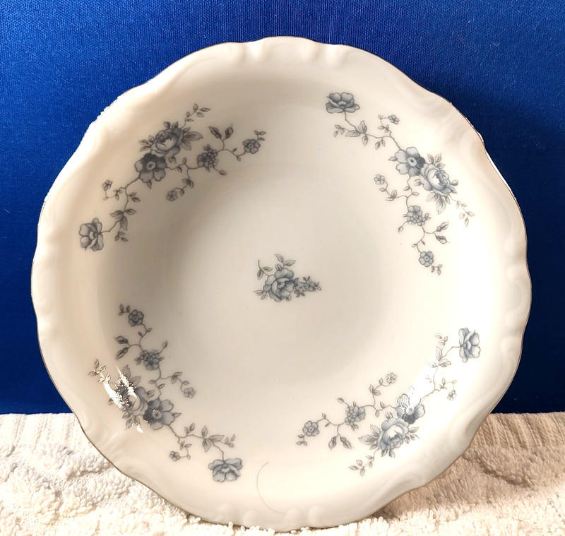 VINTAGE JOHANN HAVILAND 5" DESSERT DISH   1 PC.   BAVARIA GERMANY
