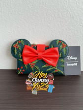 Loungefly Disney Minnie Mouse Holiday Holly Zip Wallet