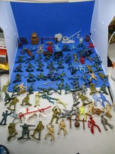 97 ea 1950's / 1960s Marx MPC  other brands plastic figures Soldiers, indians 