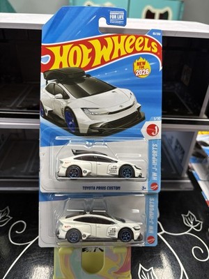 Hot Wheels Toyota Prius Custom HW J-Imports Lot of 2 White Different Variants