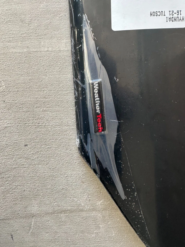 weathertech hood protector 55163WT  FITS HYUNDAI TUSCON 2016-2021 - Image 3 of 3