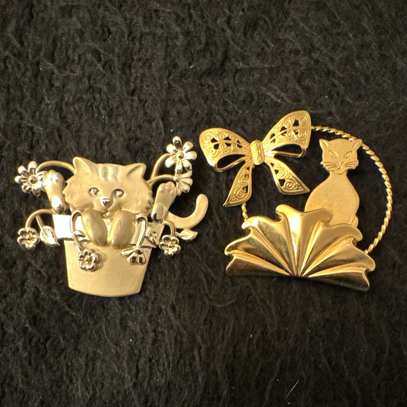 Lot of 2 Metal Cat Brooch Pins - Kitten in Flower Pot & Bow Fan Design