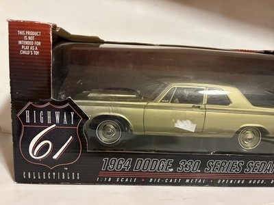 DIE-CAST PROMOTION HIGHWAY 61 1964 DODGE 330 SERIES SEDAN 