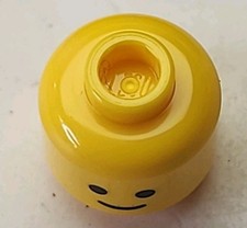 NEW LEGO 9336 Minifigure Heads Yellow Standard Grin Smile Bulk Bag Lot of 260
