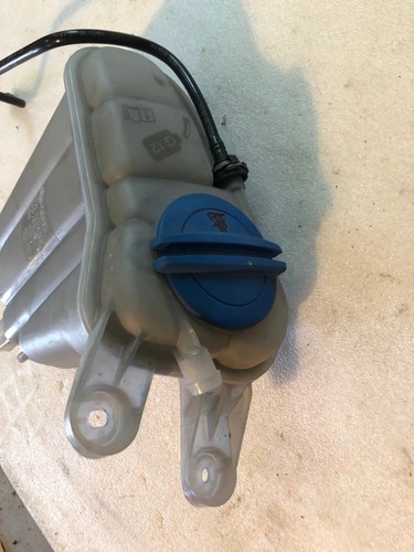 AUDI A4 8K2, B8 Ausgleichsbeh‰lter 8K0121403Q 2012 11456243