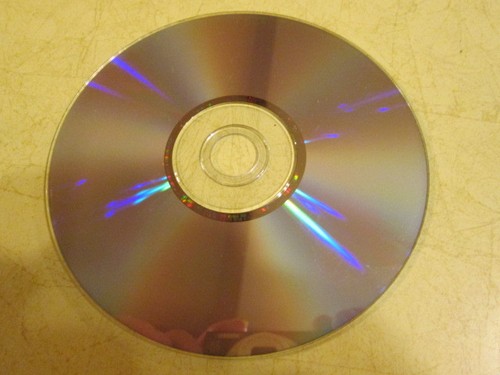 JUEGO SONY PLAYSTATION WRESTLEMANIA XIX CON ESTUCHE - Imagen 2 de 2