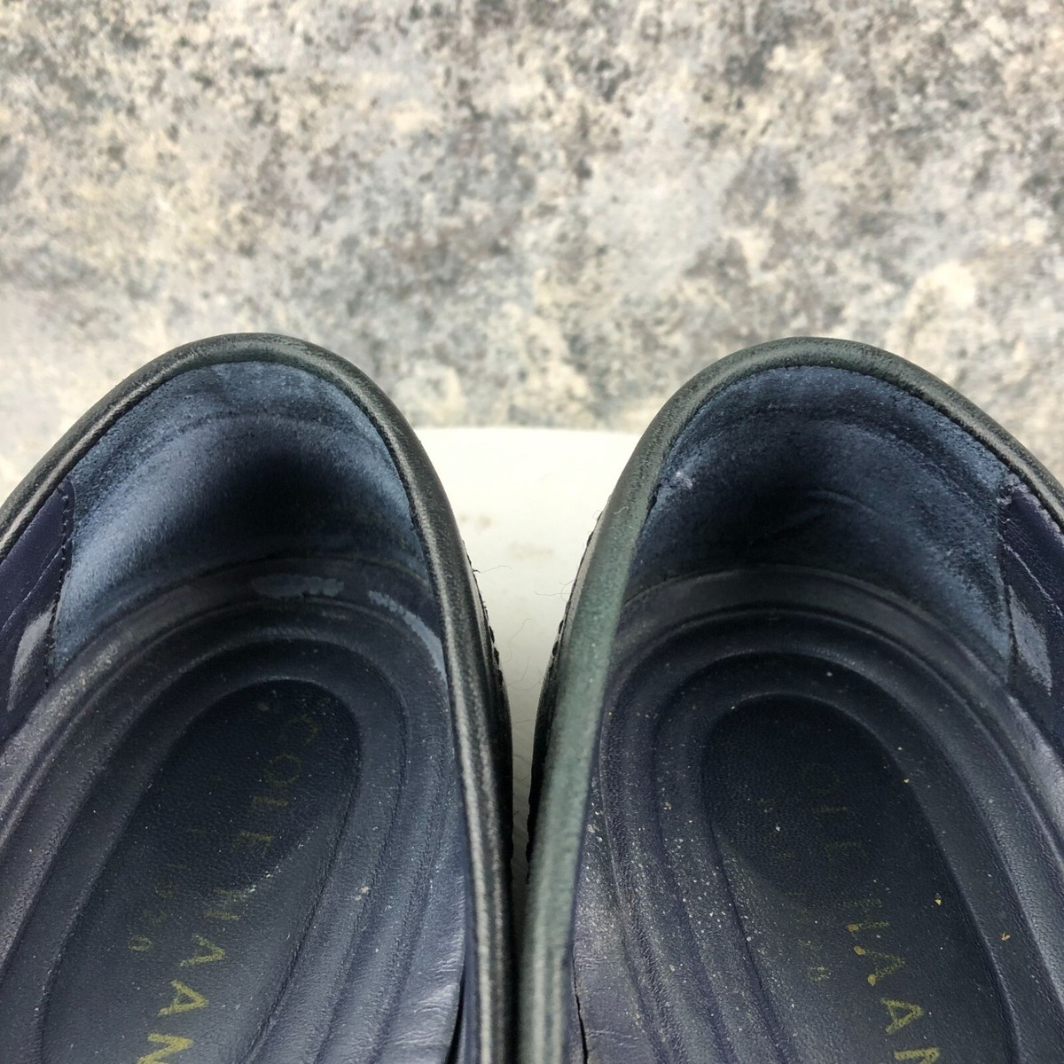Cole Haan Men display picture 2