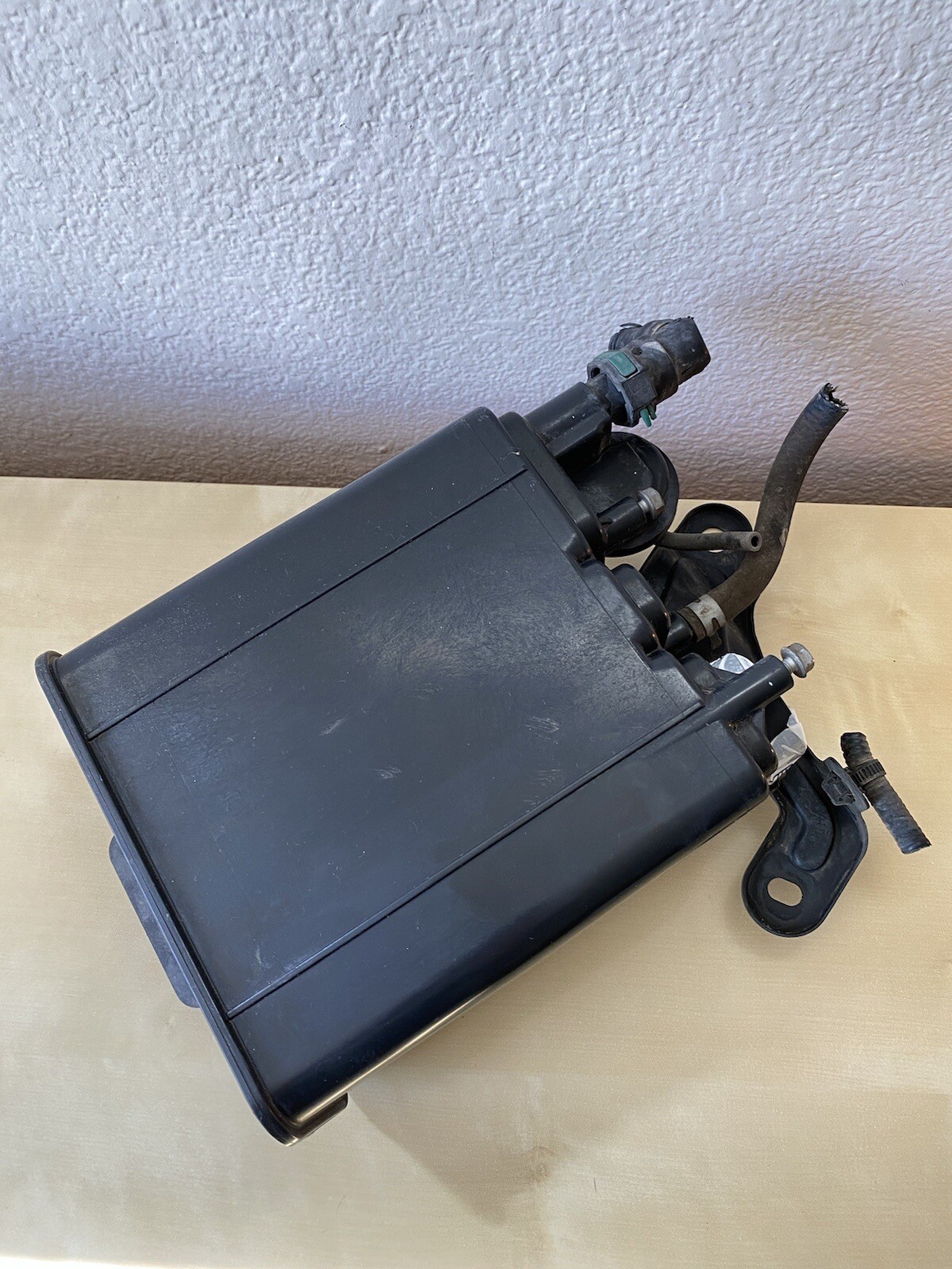 0506 SCION XA & XB Fuel Vapor Charcoal Canister EVAP Assembly 77740