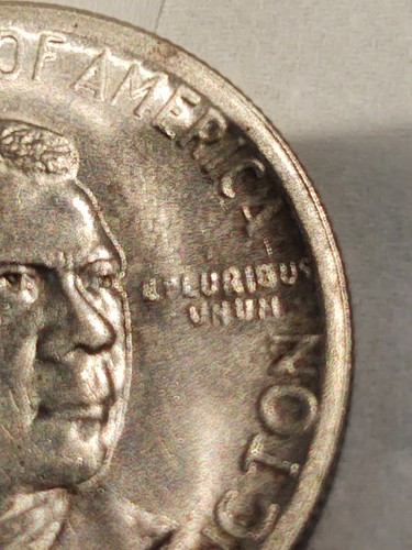 1946 Booker T. Washington Half Dollar - Picture 6 of 8