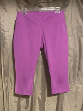 Reebok Womens PlayDry Fuchsia Purple Lilac  Athletic Capris Work Out Pants 28” M