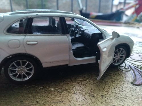 Porsche Cayenne Turbo S Made In China Rmz City - Foto 7 di 12