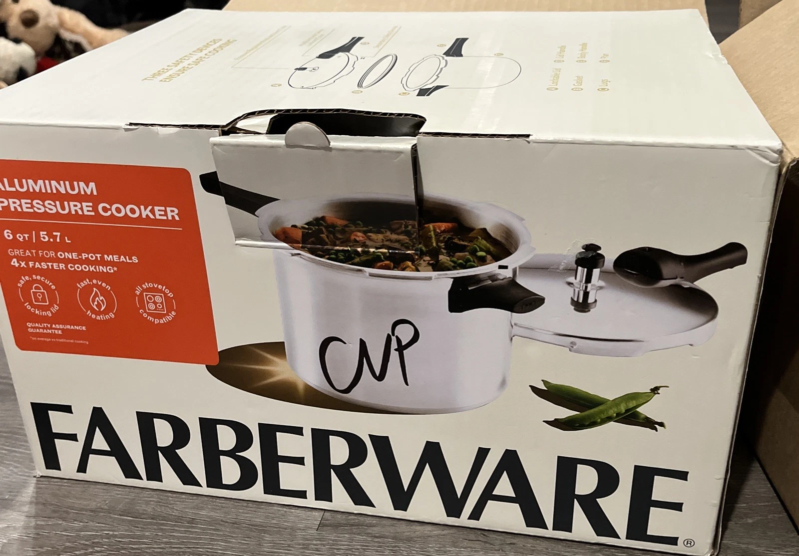 Farberware 6-Quart Aluminum Stovetop Pressure Cooker, 15 PSI