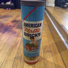 AMERICAN PLASTIC BRICKS CONTAINER AND BRICKS SET 705 HALSAM PRODUCTS COMPANY