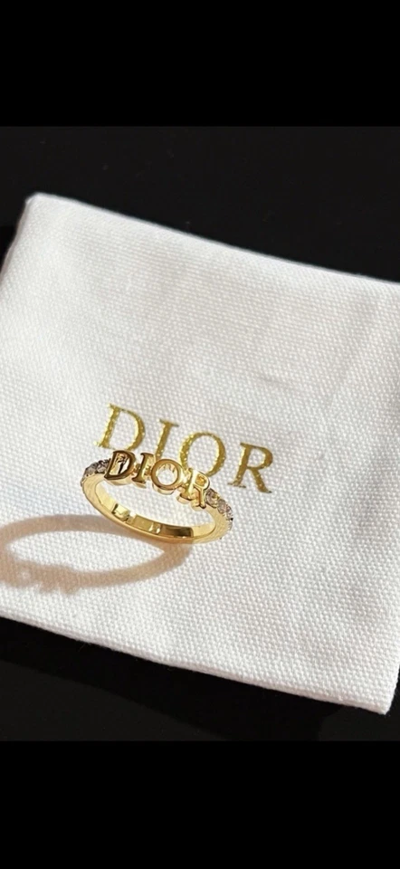 Anillo Dior de moda para mujer Foto 2 de 2