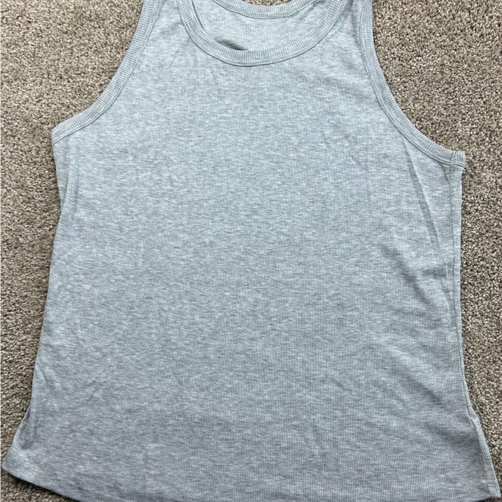Danskin Women’s Gray Ribbed Tank Top Sleeveless Athletic Casual Shirt Size Large