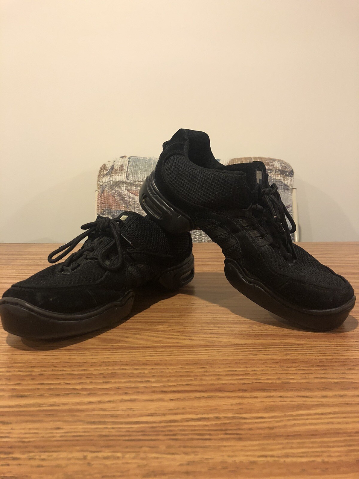 revolution hip hop shoes