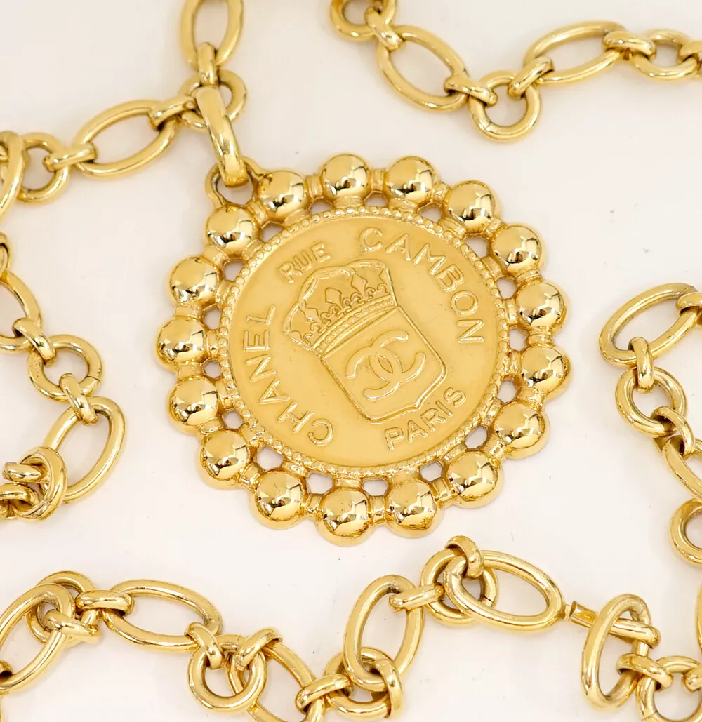 CHANEL 31 Rue Cambon Coin Necklace 31