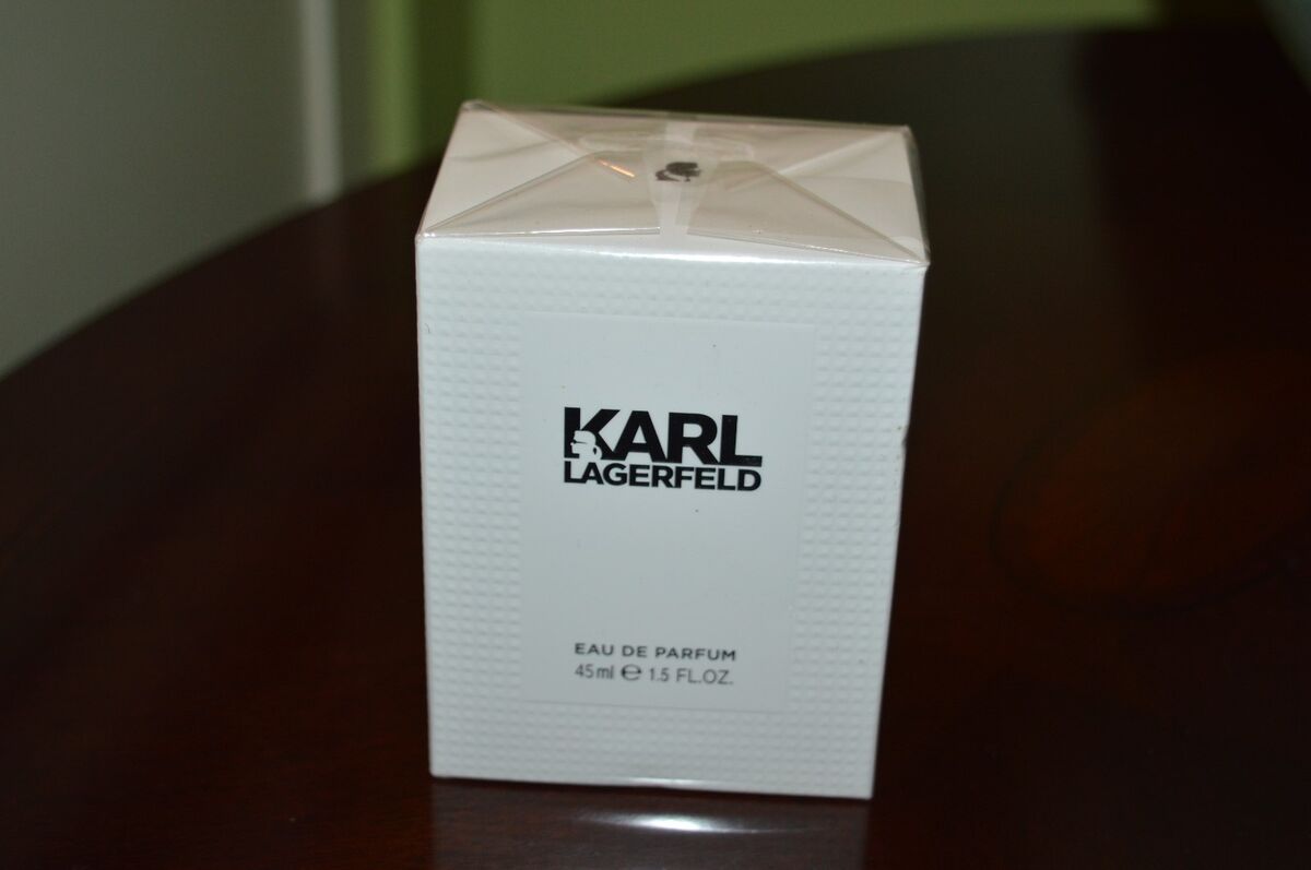 Karl Lagerfeld Eau De Parfum Spray By Karl Lagerfeld - 1.5 oz Karl Lagerfeld Eau De Parfum Spray By Karl Lagerfeld - 1.5 oz